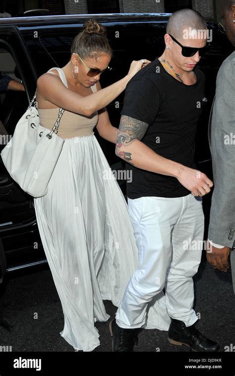 jennifer lopez make maka|jennifer lopez partner.